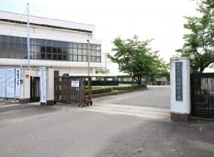 高穂中学校