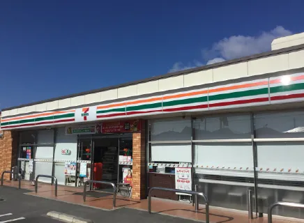 セブンイレブン志那中店